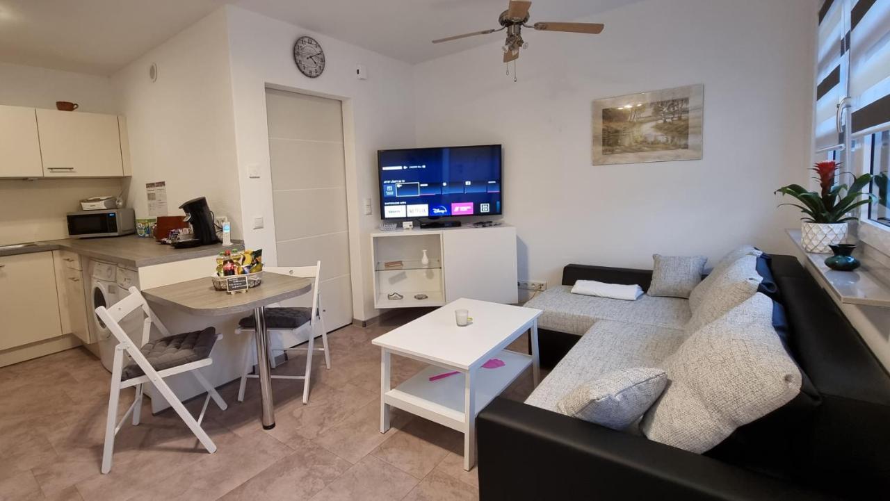 Gemuetliche Ferienwohnung Reinsfeld 外观 照片